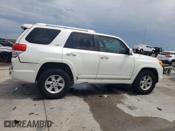 2010 Toyota 4Runner Trail с VIN JTEBU5JR4A5031291, выставлен на аукционе Copart как лот 60797145 с пробегом 171 228 миль миль и Списание • Salvage title. История ставок и продаж доступна на DreamBid. Изображение 3.
