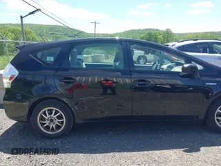 2014 Toyota Prius Two с VIN JTDZN3EUXE3337643, выставлен на аукционе IAAI как лот 42319705 с пробегом 106 813 миль миль и . История ставок и продаж доступна на DreamBid. Изображение 6.