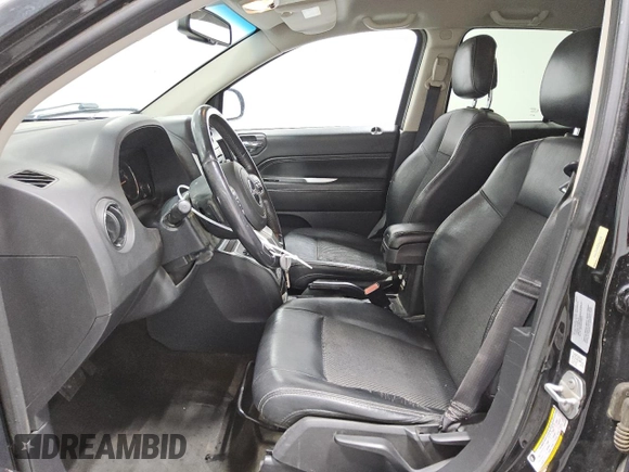 2016 Jeep Compass Latitude с VIN 1C4NJDEB3GD692570, выставлен на аукционе Copart как лот 60991775 с пробегом 130 708 миль миль и Чистый • Clean title. История ставок и продаж доступна на DreamBid. Изображение 7.