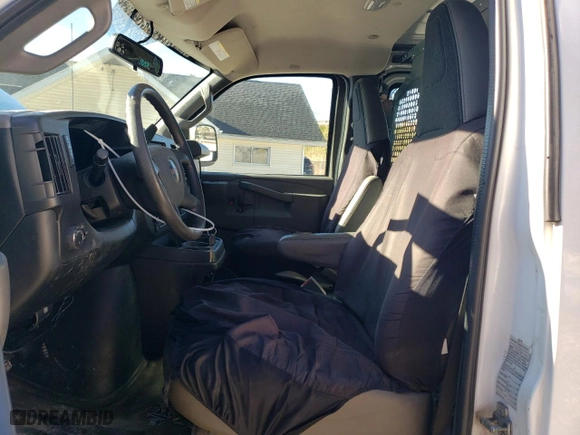 2019 GMC Savana Cargo Van with VIN 1GTW7AFG6K1294520, listed as a Copart auction lot 83498774 with 145,685 mi miles and Salvage Title. Bid and sale history available at carsss.com. Image 7.