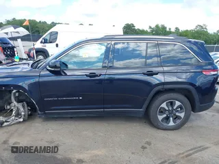 2024 Jeep Grand Cherokee with VIN 1C4RJYB63RC710199, listed as a IAAI auction lot 42484237 with 45,318 mi miles and . Bid and sale history available at DreamBid. Image 14.