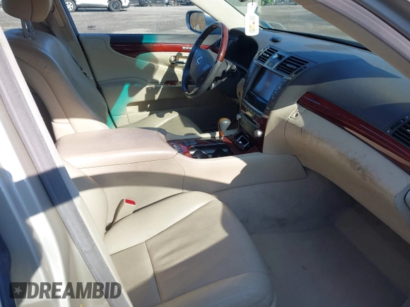 2011 Lexus LS 460 L with VIN JTHGL5EF1B5041922, listed as a IAAI auction lot 41882811 with 201,877 mi miles and . Bid and sale history available at DreamBid. Image 5.