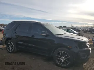 2017 Ford Explorer Sport z VIN 1FM5K8GTXHGA32855, wystawiony jako Copart lot #46430665 z przebiegiem 166 737 mil mil oraz Szkoda całkowita • Salvage title. Historia ofert i sprzedaży dostępna na DreamBid. Obrazek 4.