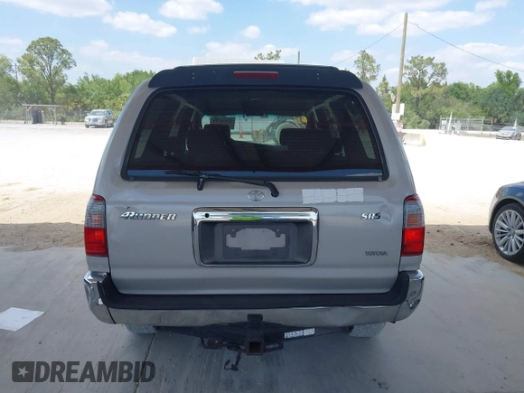2000 Toyota 4Runner SR5 with VIN JT3GN86R5Y0152635, listed as a IAAI auction lot 42076738 with 278,113 mi miles and . Bid and sale history available at DreamBid. Image 17.