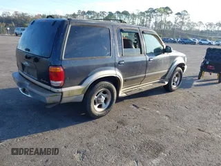 2000 Ford Explorer Eddie Bauer with VIN 1FMZU64EXYZC64768, listed as a IAAI auction lot 41787465 with 204,133 mi miles and . Bid and sale history available at DreamBid. Image 4.