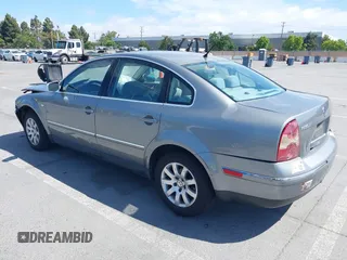 2003 Volkswagen Passat GLS z VIN WVWPD63B93P045100, wystawiony jako IAAI lot #42349064 z przebiegiem 173 929 mil mil oraz . Historia ofert i sprzedaży dostępna na DreamBid. Obrazek 3.