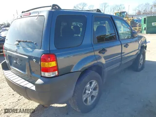 2006 Ford Escape XLT with VIN 1FMYU031X6KA03489, listed as a IAAI auction lot 41446906 with 1 mi miles. Bid and sale history available at carsss.com. Image 4.