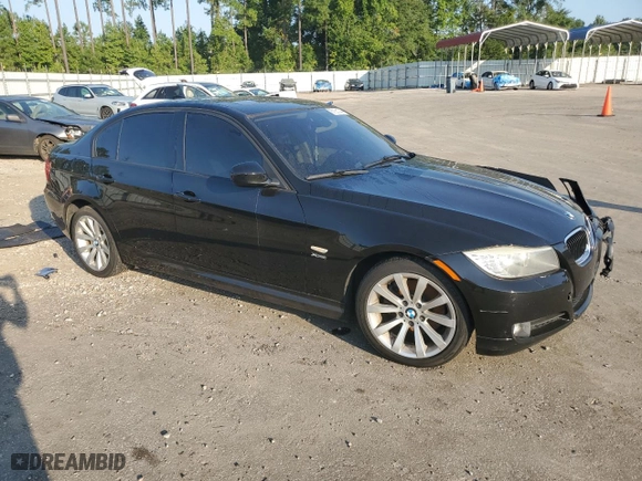 2011 BMW 3 Series 328i xDrive with VIN WBAPK5G59BNN27190, listed as a Copart auction lot 67051744 with 80,647 mi miles and Clean Title. Bid and sale history available at carsss.com. Image 4.