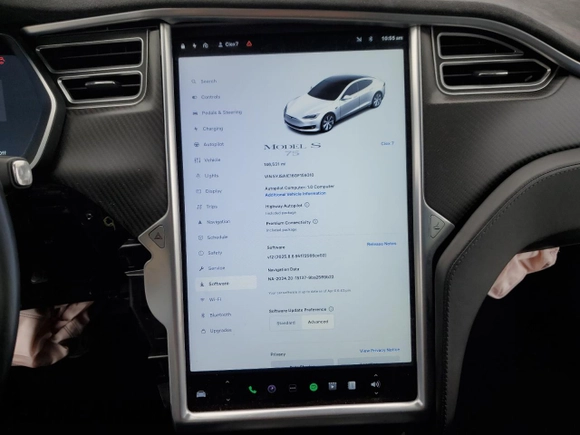 2016 Tesla Model S 70 with VIN 5YJSA1E16GF159310, listed as a Copart auction lot 53568125 with 146,531 mi miles and Salvage title. Bid and sale history available at DreamBid. Image 9.
