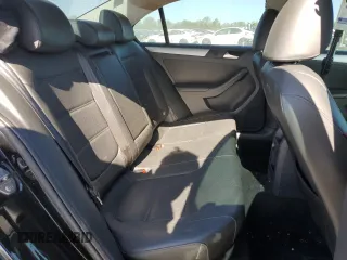 2013 Volkswagen Jetta SE z VIN 3VWDP7AJ2DM287127, wystawiony jako Copart lot #53473695 z przebiegiem 107 569 mil mil oraz Szkoda całkowita • Salvage title. Historia ofert i sprzedaży dostępna na DreamBid. Obrazek 10.