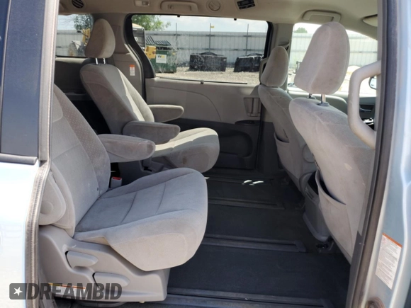 2017 Toyota Sienna LE с VIN 5TDJZ3DC1HS155276, выставлен на аукционе Copart как лот 63633855 с пробегом 132 749 миль миль и Чистый • Clean title. История ставок и продаж доступна на DreamBid. Изображение 11.