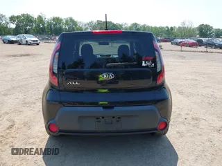 2016 Kia Soul z VIN KNDJN2A27G7838917, wystawiony jako IAAI lot #42458302 z przebiegiem 161 277 mil mil oraz . Historia ofert i sprzedaży dostępna na DreamBid. Obrazek 16.