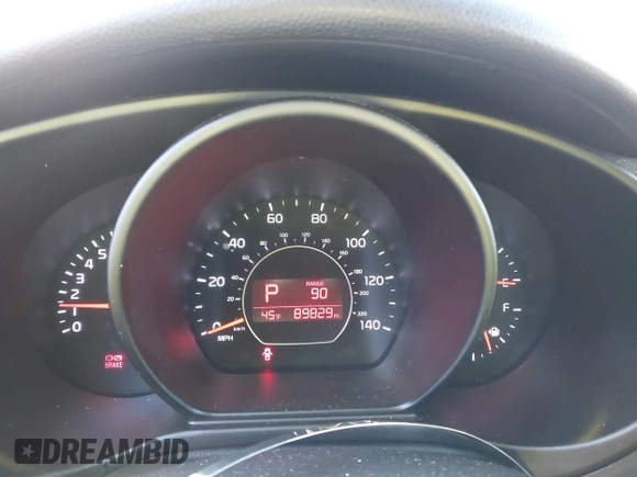 2015 Kia Soul with VIN KNDJN2A2XF7789632, listed as a IAAI auction lot 41547010 with 82,829 mi miles. Bid and sale history available at carsss.com. Image 7.