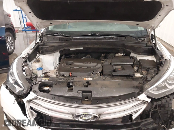 2017 Hyundai Santa Fe 2.4L z VIN 5XYZU3LBXHG444308, wystawiony jako IAAI lot #41685902 z przebiegiem 70 838 mil mil oraz . Historia ofert i sprzedaży dostępna na DreamBid. Obrazek 10.