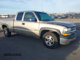 2002 Chevrolet Silverado 1500 LS with VIN 2GCEC19V721319842, listed as a IAAI auction lot 41783580 with 269,229 mi miles and . Bid and sale history available at DreamBid. Image 1.