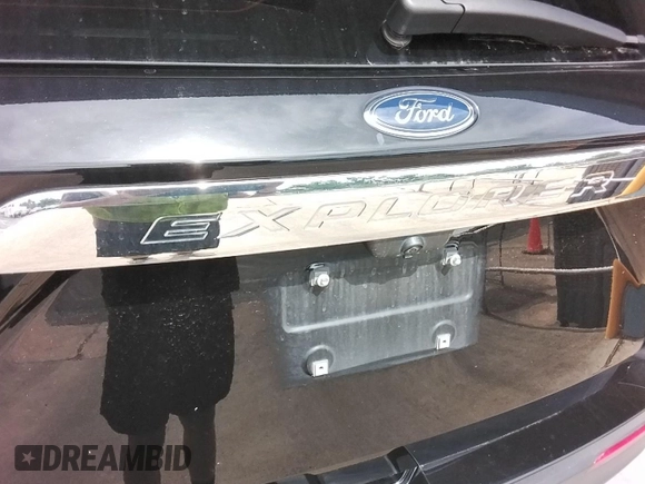 2022 Ford Explorer z VIN 1FMSK7BH3NGB04281, wystawiony jako IAAI lot #42511061 z przebiegiem 72 613 mil mil oraz . Historia ofert i sprzedaży dostępna na DreamBid. Obrazek 11.