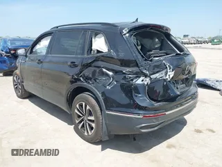 2022 Volkswagen Tiguan S with VIN 3VV1B7AX5NM030779, listed as a IAAI auction lot 41877605 with 39,261 mi miles and . Bid and sale history available at DreamBid. Image 3.