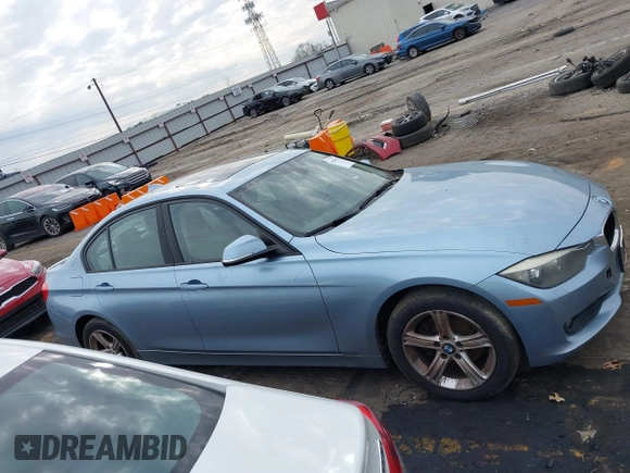 2015 BMW 3 Series 328i xDrive with VIN WBA3B5C56FF961927, listed as a IAAI auction lot 41555578 with 118,730 mi miles and . Bid and sale history available at DreamBid. Image 13.