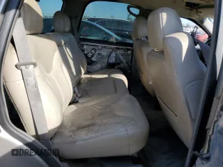 2000 GMC Yukon SLE with VIN 1GKEK13T2YJ130870, listed as a Copart auction lot 82887054 with 310,765 mi miles and Salvage Title. Bid and sale history available at carsss.com. Image 11.