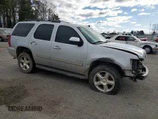 2013 Chevrolet Tahoe LT z VIN 1GNSKBE09DR236064, wystawiony jako Copart lot #47966825 z przebiegiem 172 027 mil mil oraz Szkoda całkowita • Salvage title. Historia ofert i sprzedaży dostępna na DreamBid. Obrazek 4.