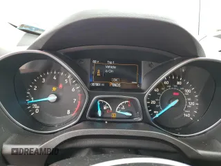 2019 Ford Escape S с VIN 1FMCU0F72KUA23079, выставлен на аукционе Copart как лот 54748785 с пробегом 87 861 миль миль и Списание • Salvage title. История ставок и продаж доступна на DreamBid. Изображение 9.