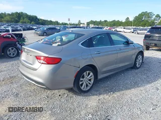 2015 Chrysler 200 Limited z VIN 1C3CCCAB2FN598758, wystawiony jako IAAI lot #42695873 z przebiegiem 108 508 mil mil oraz . Historia ofert i sprzedaży dostępna na DreamBid. Obrazek 4.