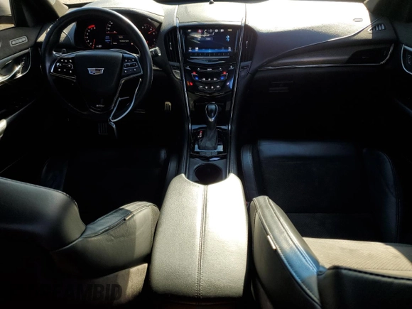 2016 Cadillac ATS-V z VIN 1G6AN5SY1G0151965, wystawiony jako Copart lot #43173675 z przebiegiem 66 874 mil mil oraz Szkody całkowita. Historia ofert i sprzedaży dostępna na DreamBid. Obrazek 8.