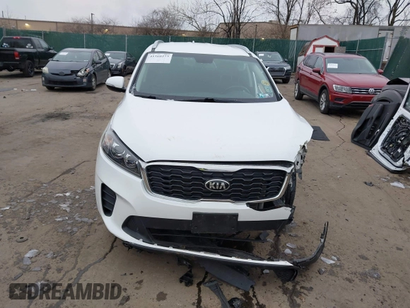 2019 Kia Sorento LX with VIN 5XYPGDA30KG548829, listed as a IAAI auction lot 41560273 with 72,923 mi miles. Bid and sale history available at carsss.com. Image 13.