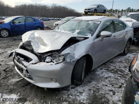 2013 Lexus ES 300h Hybrid with VIN JTHBW1GGXD2015825, listed as a Copart auction lot 86022864 with 8,417 mi miles and Clean Title. Bid and sale history available at carsss.com. Image 1.