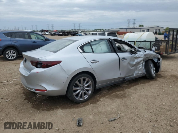 2020 Mazda 3 S Carbon Edition z VIN JM1BPBCMXL1162960, wystawiony jako Copart lot #57603795 z przebiegiem 31 229 mil mil oraz Szkoda całkowita • Salvage title. Historia ofert i sprzedaży dostępna na DreamBid. Obrazek 3.