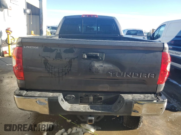 2019 Toyota Tundra 2WD SR with VIN 5TFRY5F18KX245006, listed as a Copart auction lot 89070395 with 84,796 mi miles and Salvage Title. Bid and sale history available at carsss.com. Image 6.