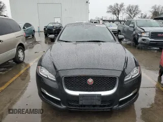 2016 Jaguar XJ R-Sport with VIN SAJWA1C70G8W02383, listed as a Copart auction lot 43961645 with 43,719 mi miles and Salvage title. Bid and sale history available at DreamBid. Image 5.
