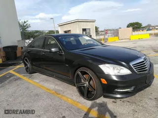2012 Mercedes-Benz S-Class S 550 with VIN WDDNG9EB6CA432600, listed as a IAAI auction lot 41932873 with 98,117 mi miles. Bid and sale history available at carsss.com. Image 1.