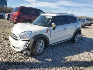 2015 MINI Countryman with VIN WMWZB3C51FWR44600, listed as a Copart auction lot 49440555 with 105,650 mi miles and Clean Title. Bid and sale history available at DreamBid. Image 1.