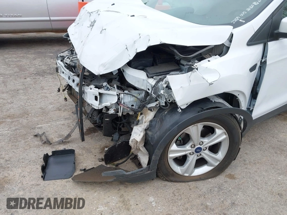 2016 Ford Escape SE with VIN 1FMCU0GX4GUB14442, listed as a IAAI auction lot 41826908 with Not Provided miles and . Bid and sale history available at carsss.com. Image 6.