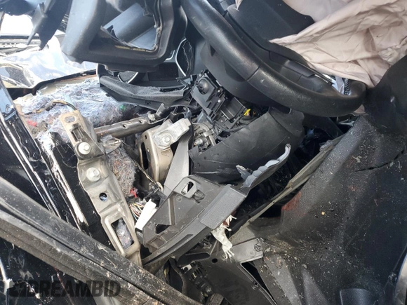 2017 Ford Focus Titanium z VIN 1FADP3N23HL291408, wystawiony jako Copart lot #83876124 z przebiegiem Nie podano mil oraz Szkoda całkowita • Salvage title. Historia ofert i sprzedaży dostępna na DreamBid. Obrazek 9.