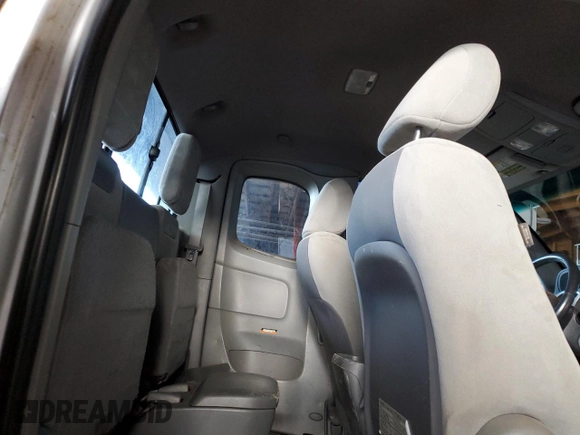 2011 Toyota Tacoma z VIN 5TFUX4EN8BX008611, wystawiony jako Copart lot #43616705 z przebiegiem 154 650 mil mil oraz Szkoda całkowita • Salvage title. Historia ofert i sprzedaży dostępna na DreamBid. Obrazek 10.