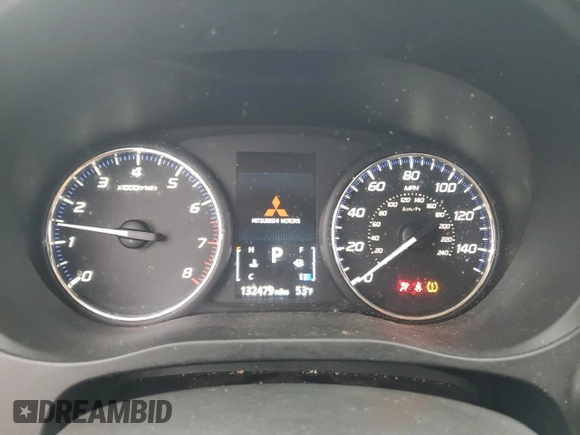 2018 Mitsubishi Outlander ES z VIN JA4AD2A36JZ063303, wystawiony jako Copart lot #58082995 z przebiegiem 132 479 mil mil oraz Czysty tytuł • Clean title. Historia ofert i sprzedaży dostępna na DreamBid. Obrazek 9.