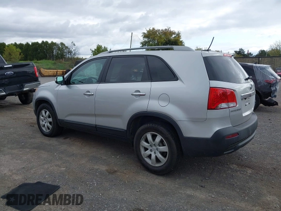 2011 Kia Sorento LX with VIN 5XYKT3A14BG050650, listed as a IAAI auction lot 40529423 with 53,301 mi miles. Bid and sale history available at carsss.com. Image 3.