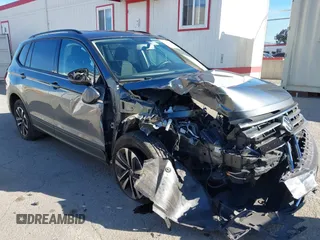2022 Volkswagen Tiguan S z VIN 3VV1B7AX9NM055507, wystawiony jako IAAI lot #41383597 z przebiegiem 25 546 mil mil oraz . Historia ofert i sprzedaży dostępna na DreamBid. Obrazek 1.