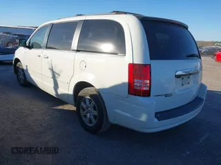 2008 Chrysler Town & Country Touring with VIN 2A8HR54P78R776956, listed as a IAAI auction lot 41018187 with 201,542 mi miles and . Bid and sale history available at DreamBid. Image 3.