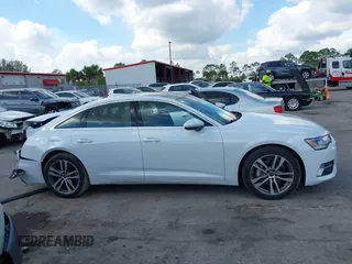 2023 Audi A6 Premium z VIN WAUD3BF27PN087628, wystawiony jako IAAI lot #41514547 z przebiegiem 10 051 mil mil oraz . Historia ofert i sprzedaży dostępna na DreamBid. Obrazek 13.