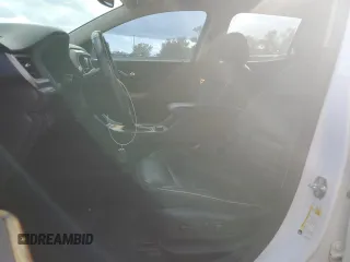 2017 GMC Acadia Denali z VIN 1GKKNPLS8HZ195101, wystawiony jako Copart lot #58246345 z przebiegiem Nie podano mil oraz Szkoda całkowita • Salvage title. Historia ofert i sprzedaży dostępna na DreamBid. Obrazek 7.
