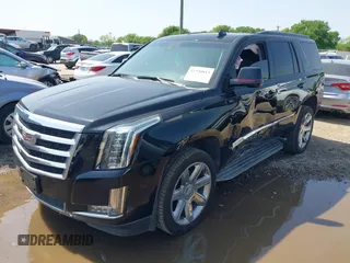 2017 Cadillac Escalade Luxury z VIN 1GYS3BKJ4HR354882, wystawiony jako IAAI lot #41920813 z przebiegiem 122 982 mil mil oraz . Historia ofert i sprzedaży dostępna na DreamBid. Obrazek 2.