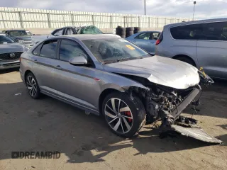 2021 Volkswagen Jetta GLI S z VIN 3VW6T7BU8MM007563, wystawiony jako Copart lot #43359715 z przebiegiem 30 937 mil mil oraz Szkoda całkowita • Salvage title. Historia ofert i sprzedaży dostępna na DreamBid. Obrazek 4.