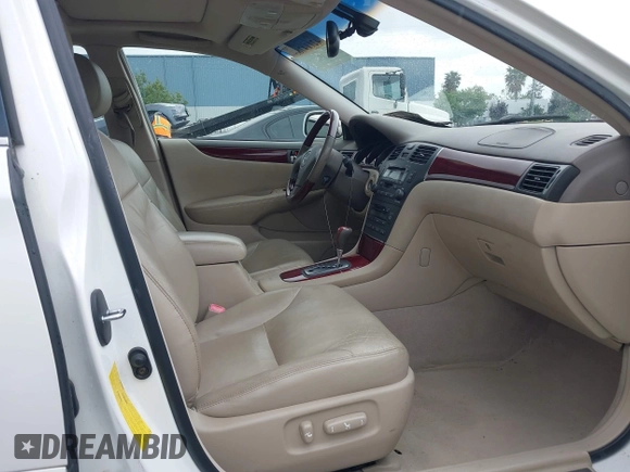 2004 Lexus ES 350 with VIN JTHBA30G145004280, listed as a IAAI auction lot 42114785 with 96,952 mi miles and . Bid and sale history available at DreamBid. Image 5.