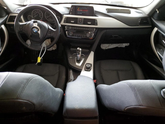 2018 BMW 3 Series 320i with VIN WBA8E1G50JNU92994, listed as a Copart auction lot 51481005 with 85,222 mi miles and Salvage Title. Bid and sale history available at carsss.com. Image 8.