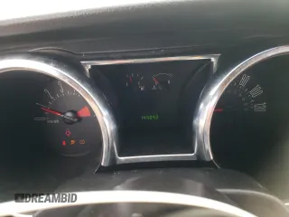 2008 Ford Mustang Deluxe с VIN 1ZVHT80N985136675, выставлен на аукционе Copart как лот 61352255 с пробегом 144 043 миль миль и Списание • Salvage title. История ставок и продаж доступна на DreamBid. Изображение 9.