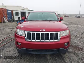 2013 Jeep Grand Cherokee Laredo with VIN 1C4RJEAG0DC516926, listed as a IAAI auction lot 41800254 with 259,006 mi miles. Bid and sale history available at carsss.com. Image 12.