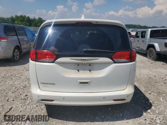 2018 Chrysler Pacifica Touring with VIN 2C4RC1DG9JR130510, listed as a Copart auction lot 63983325 with 201,474 mi miles and Clean title. Bid and sale history available at DreamBid. Image 6.